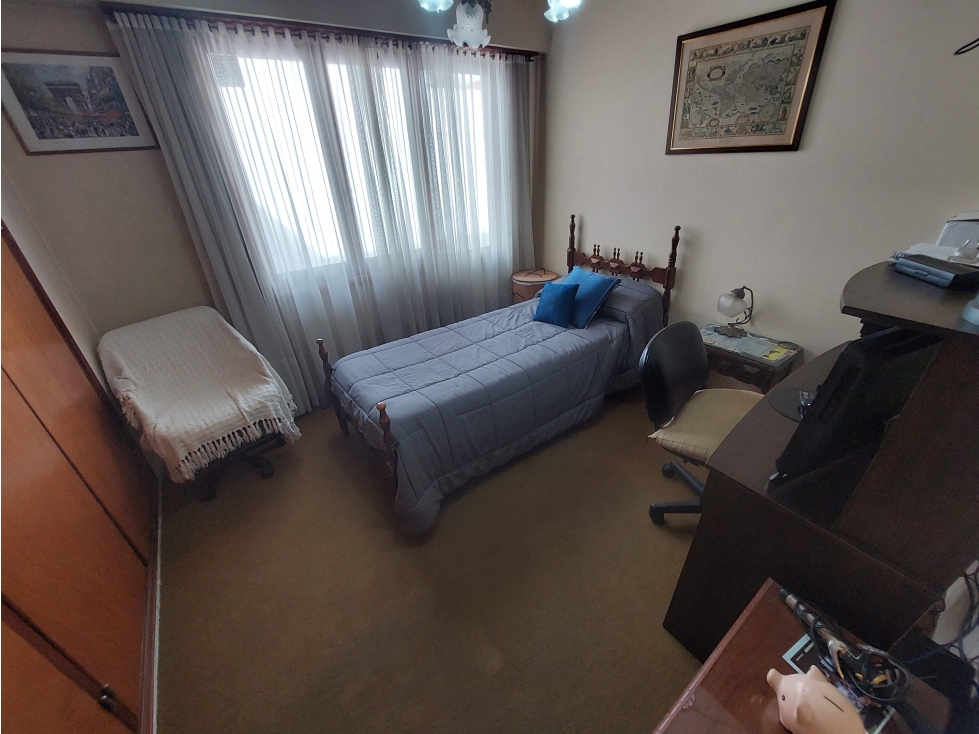 Casa 4 Ambientes con parque y quincho - Zona Mundialista - 5