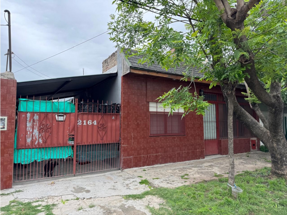 CASA AMERICANA EN VENTA. ITUZAINGO NORTE