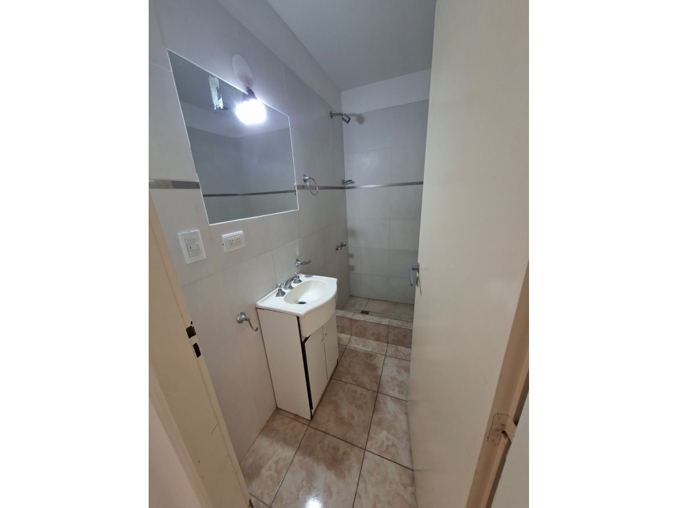 HERMOSO DEPARTAMENTO P. A. EN ALQUILER. VILLA UDAONDO — foto 3