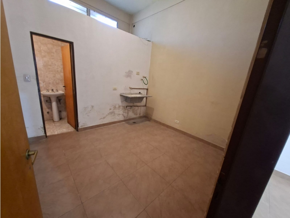 LOCAL EN ALQUILER ITUZAINGO NORTE. Zona comercial - 5