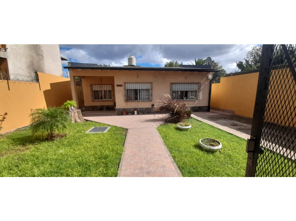 IMPECABLE PROPIEDAD EN VENTA - MERLO NORTE / ITUZAINGO - 2