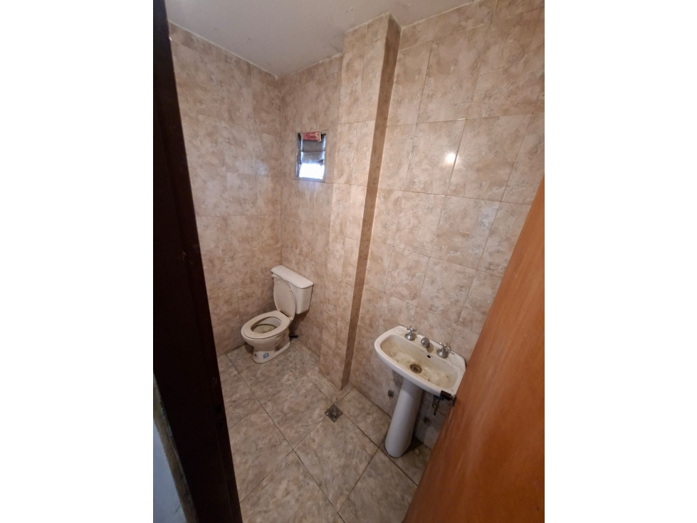 LOCAL EN ALQUILER ITUZAINGO NORTE. Zona comercial - 6