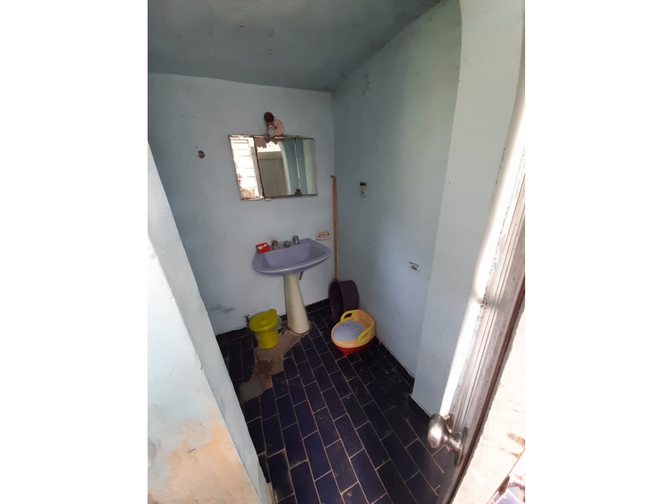 CASA AMERICANA EN VENTA. A METROS CALLE ALMAGRO — foto 5