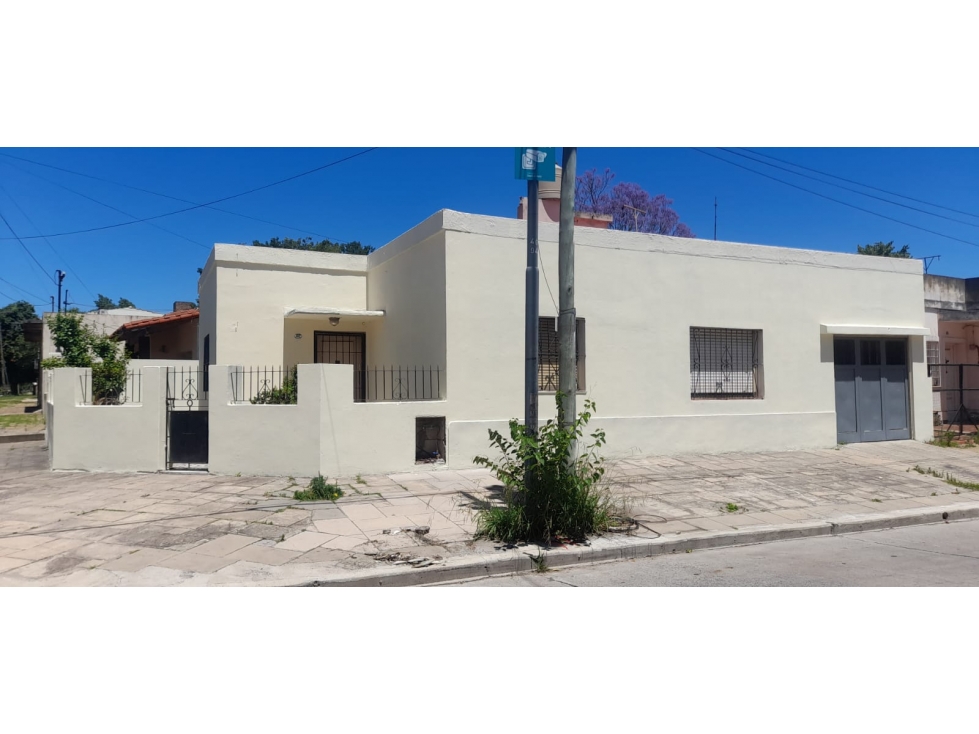 CASA AMERICANA EN VENTA. VILLA TESEI