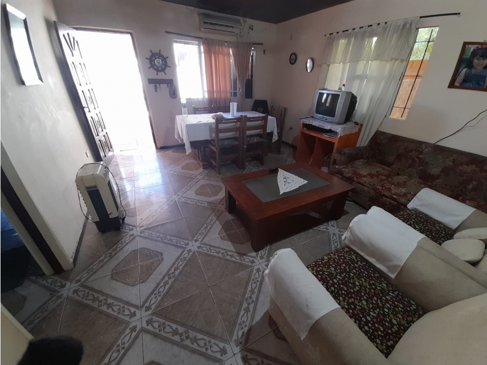 CASA INDIVISA CON LOCAL EN VENTA. VILLA UDAONDO - 4