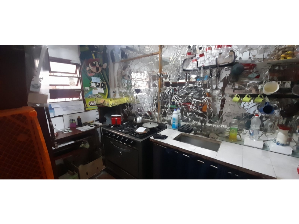 VIVIENDA C/LOCAL COMERCIAL S/AV. J. M. PAZ en PH. EN VENTA. — foto 5