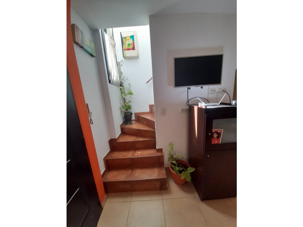 IMPECABLE DUPLEX EN COMPLEJO HABITACIONAL. APTO CREDITO BANCARIO — foto 6