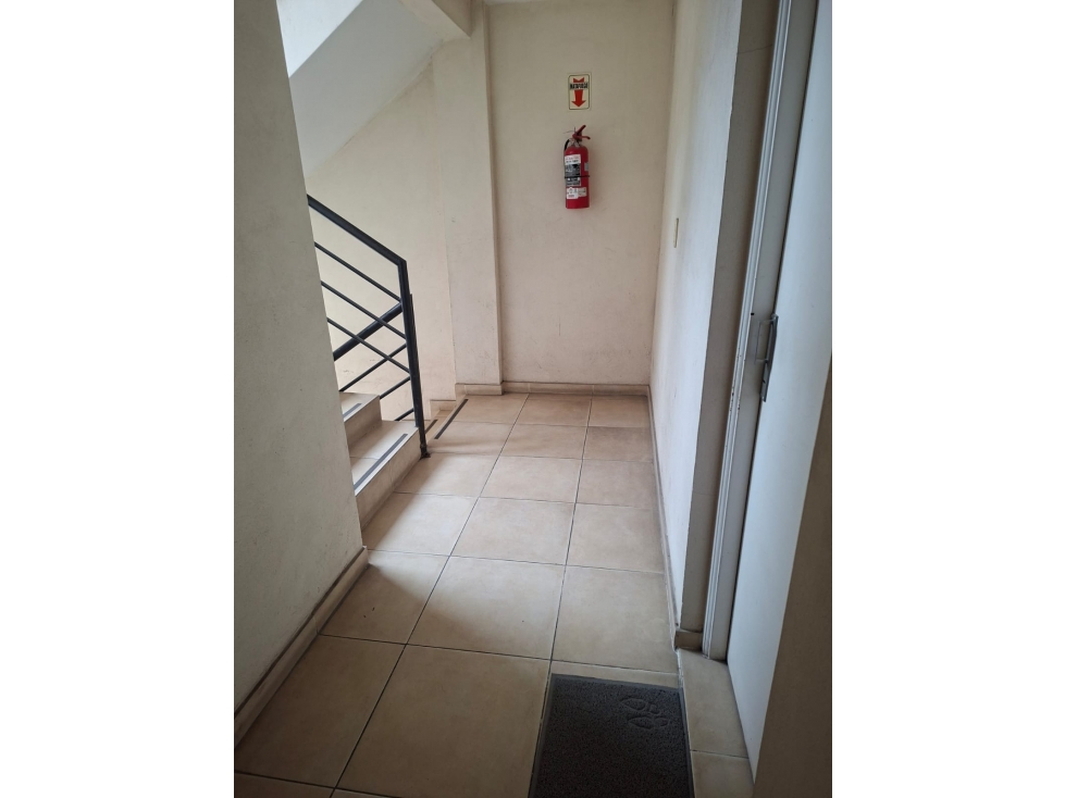 DEPARTAMENTO MONOAMBIENTE EN ALQUILER. MORON — foto 5