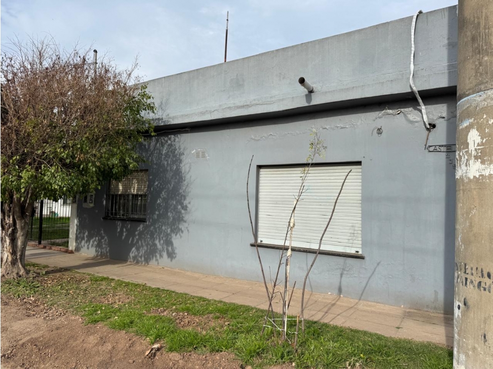 DOS CASAS Y LOCAL COMERCIAL - 4