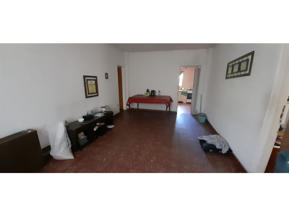 AMPLIA CASA AMERICANA S/CALLE ACONQUIJA EN VENTA. ITUZAINGO NORTE. — foto 5