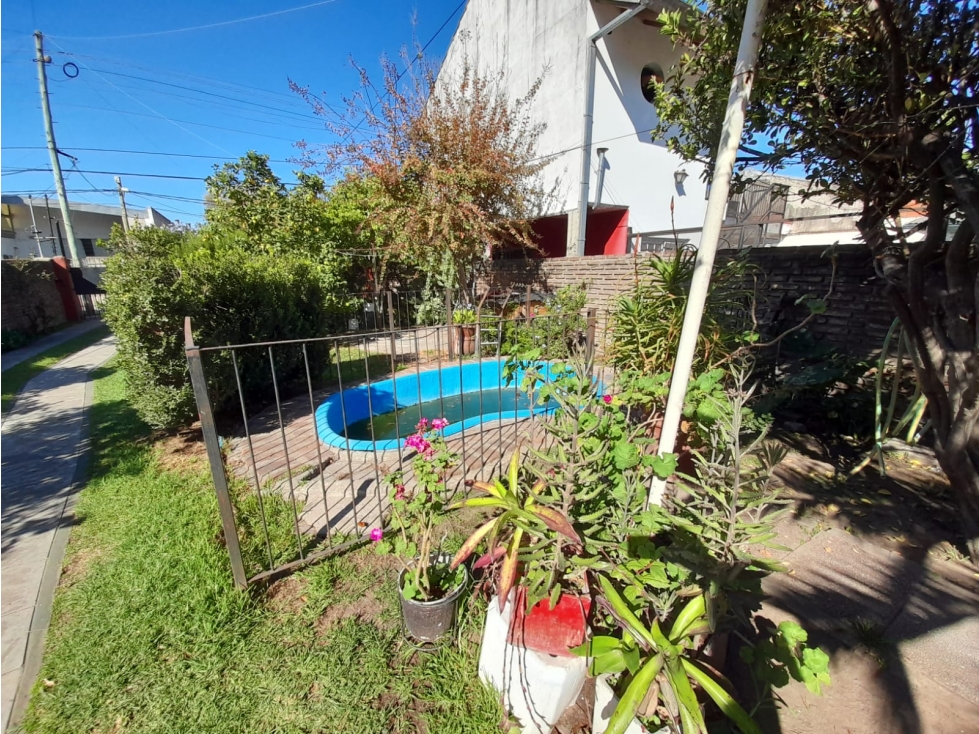 IMPORTANTE PROPIEDAD. CASA, GALPON Y DEPTO. ZONA INDUSTRIAL 500 MTS2 — foto 6