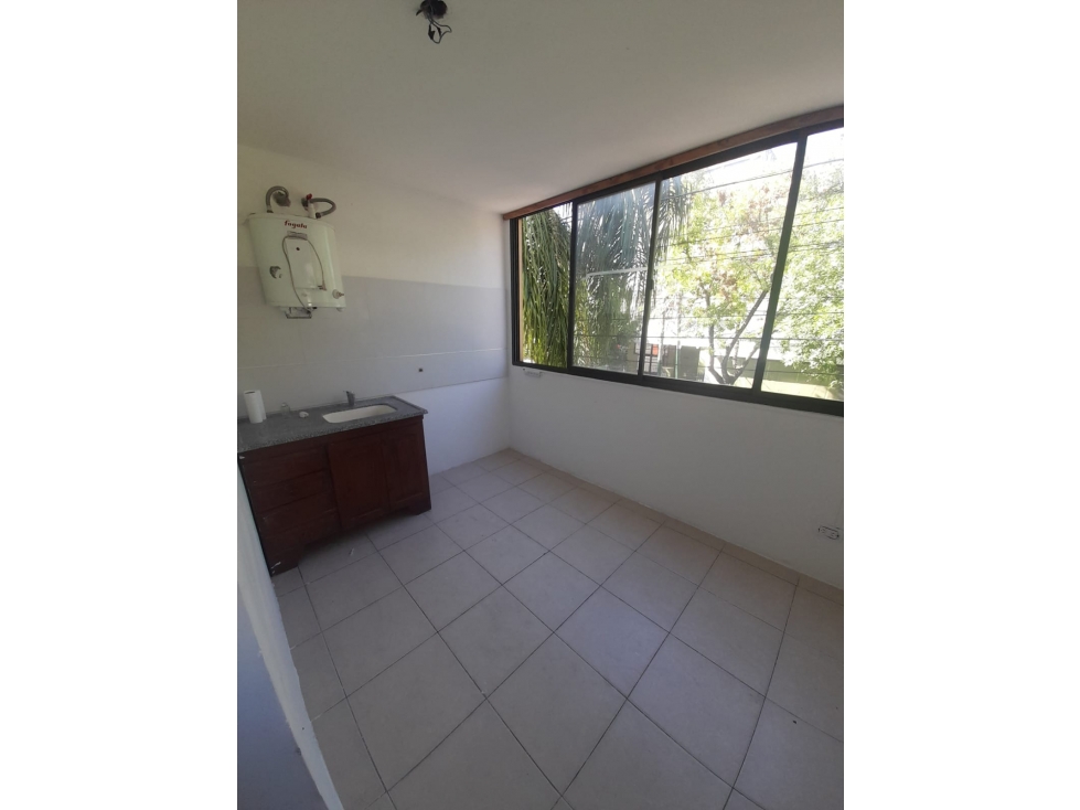 DEPARTAMENTO ITUZAINGO CENTRO EN VENTA. SIN EXPENSAS - 4