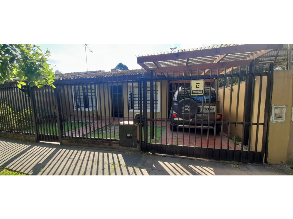 EXCELENTE CHALET A 200 MTS AV. BRANDSEN EN VENTA. PROXIMO A. OESTE - 2