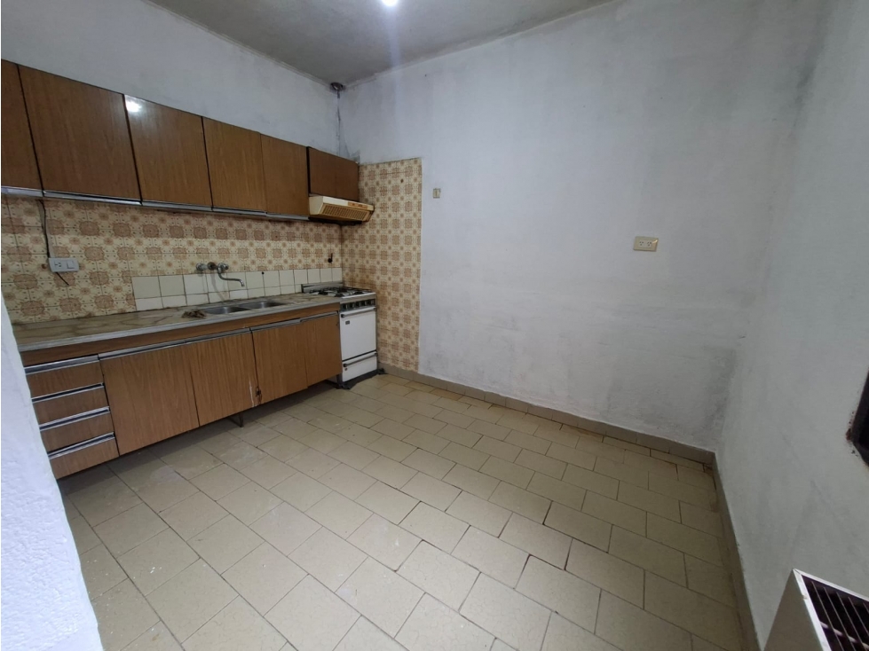 CASA EN PH BARRIO AERONAUTICO EN VENTA. ITUZAINGO NORTE - 6