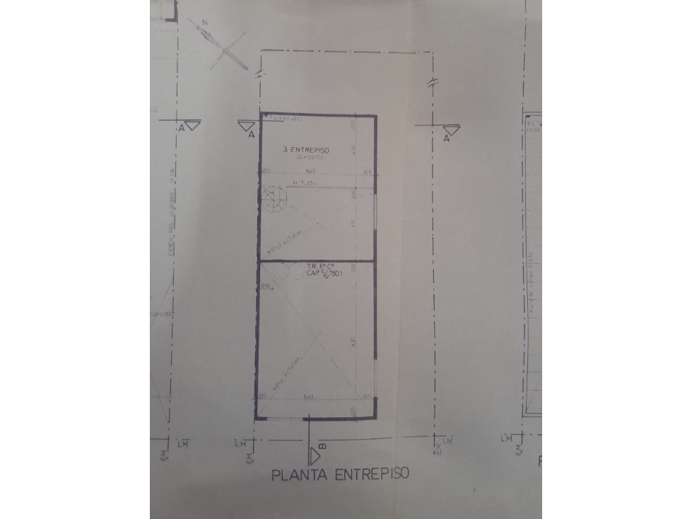 GALPON CON DOS VIVIENDAS EN VENTA. ITUZAINGO NORTE - 5