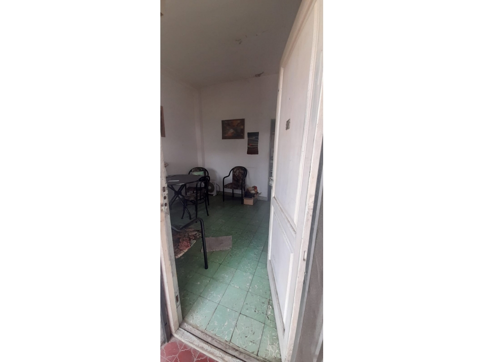 CASA Y DEPTO ITUZAINGO NORTE EN VENTA. EXCELENTE UBICACION - 4
