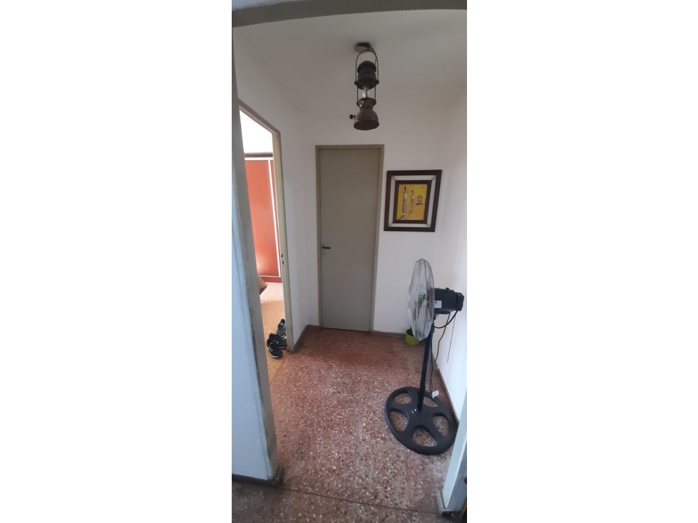 CASA EXCELENTE UBICACION. AMPLIO TERRENO. ITUZAINGO NORTE. en VENTA — foto 4