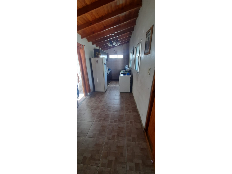 CASA EXCELENTE UBICACION. AMPLIO TERRENO. ITUZAINGO NORTE. en VENTA — foto 3
