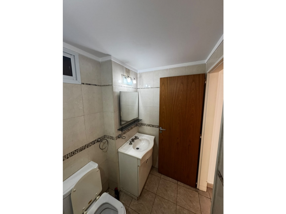 EXCELENTE DEPARTAMENTO EN ESTACION DE CASTELAR EN ALQUILER - 6