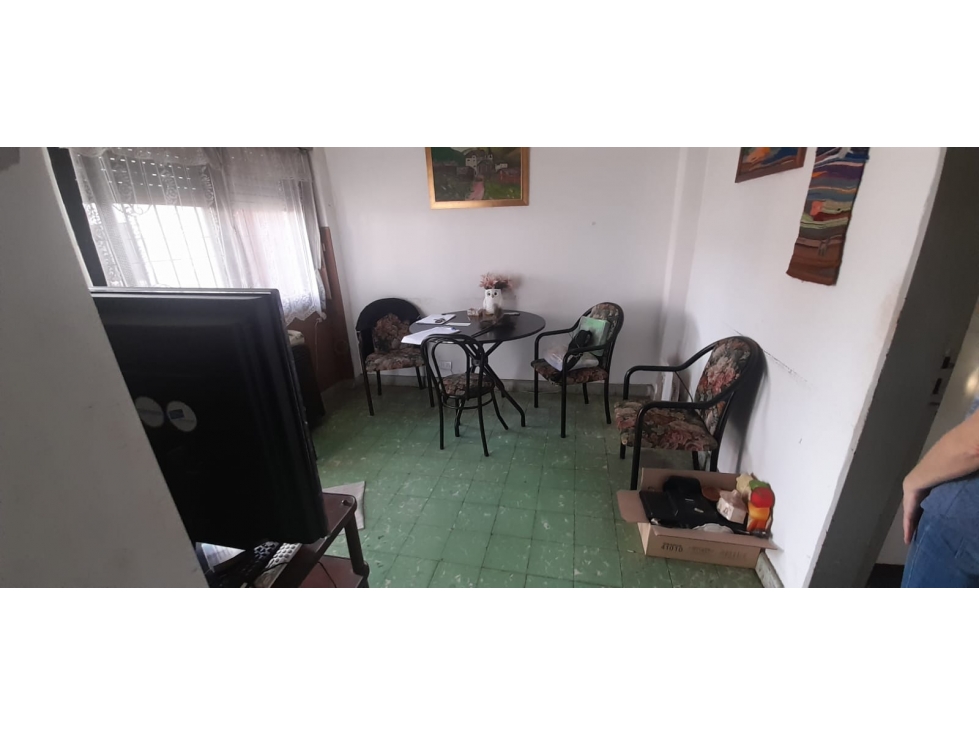 CASA Y DEPTO ITUZAINGO NORTE EN VENTA. EXCELENTE UBICACION - 5