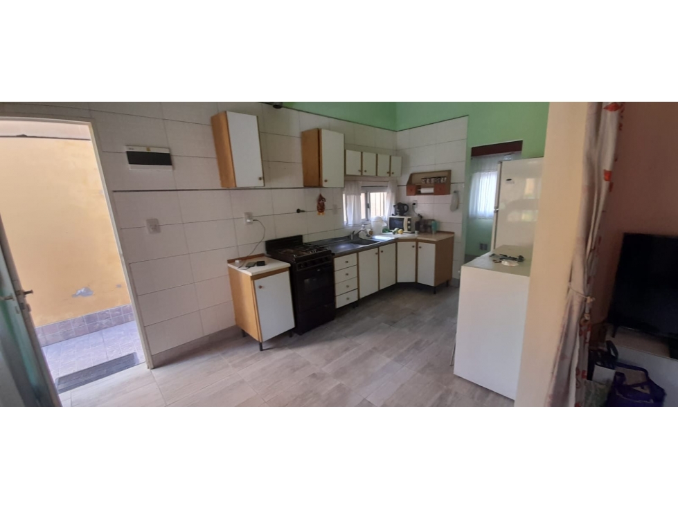 IMPECABLE PROPIEDAD EN VENTA - MERLO NORTE / ITUZAINGO - 6