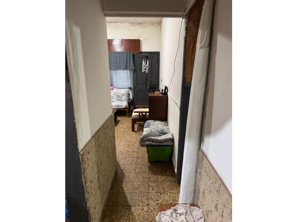 CASA AMERICANA. ITUZAINGO SUR. A 50 MTS. AVENIDA RIVADAVIA - 4