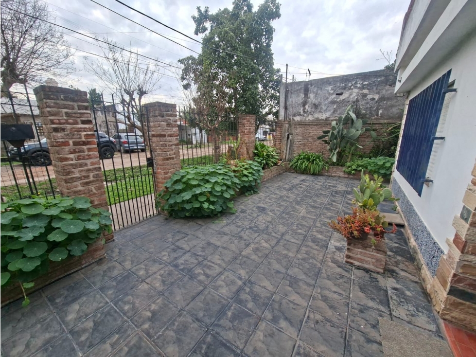 CASA AMERICANA (OPCIÓN TERRENO LINDERO) EN VENTA. ITUZAINGO NORTE - 3