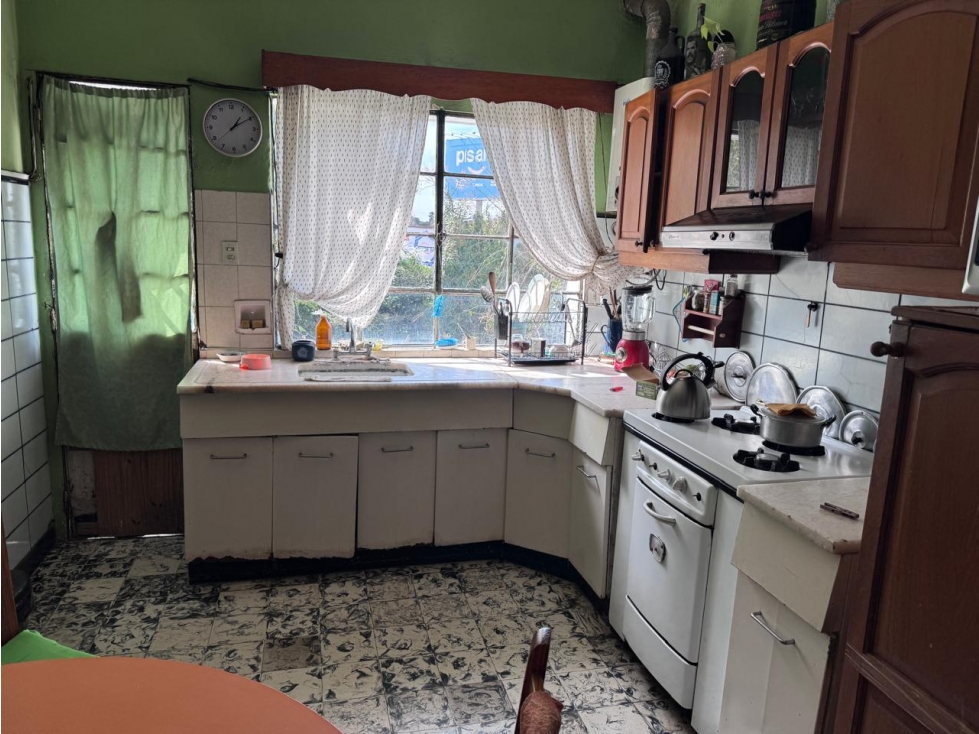 3 LOCALES CON VIVIENDA. ZONA COMERCIAL EN VENTA. ITUZAINGO NORTE - 4