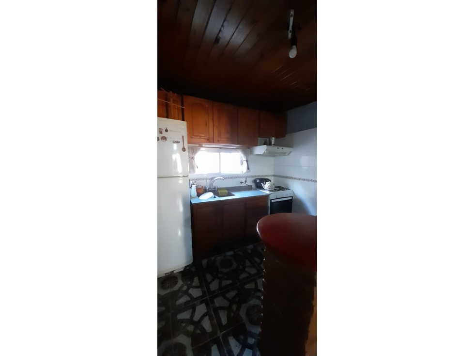 IMPECABLE CASA EN PH SOBRE AMPLIO TERRENO EN VENTA. ITUZAINGO NORTE - 6