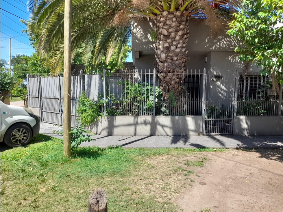 CASA AMERICANA CON DEPARTAMENTO EN VENTA - ITUZAINGO NORTE — foto 2