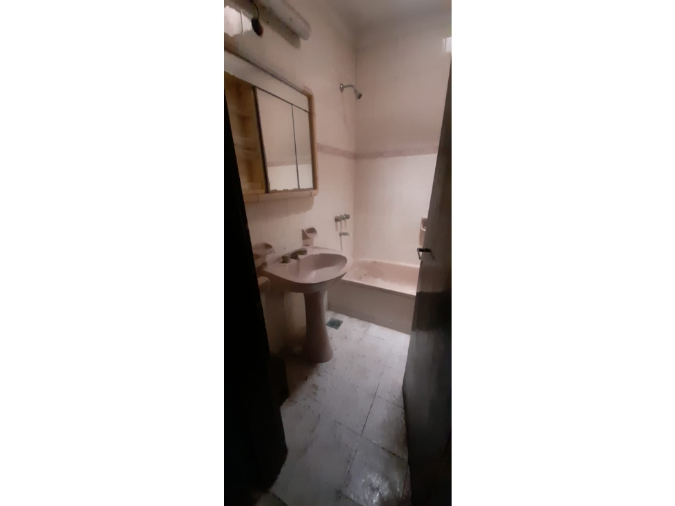 EXCELENTE PROPIEDAD EN ZONA INDUSTRIAL EN VENTA - 5