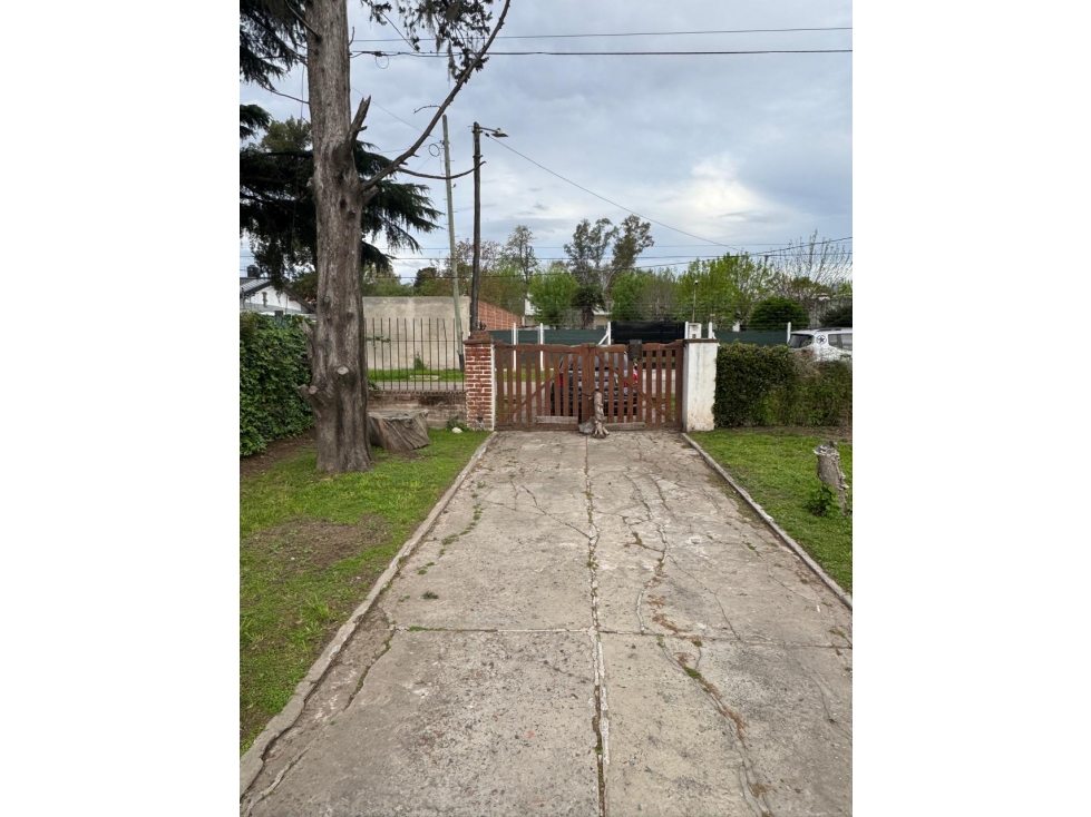 HERMOSO LOTE PARQUIZADO VILLA UDAONDO. VENTA. ITUZAINGO NORTE - 4