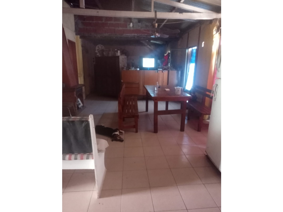 CASA EN PH CON AMPLIO TERRENO EN VENTA SOBRE BRANDSEN - 6