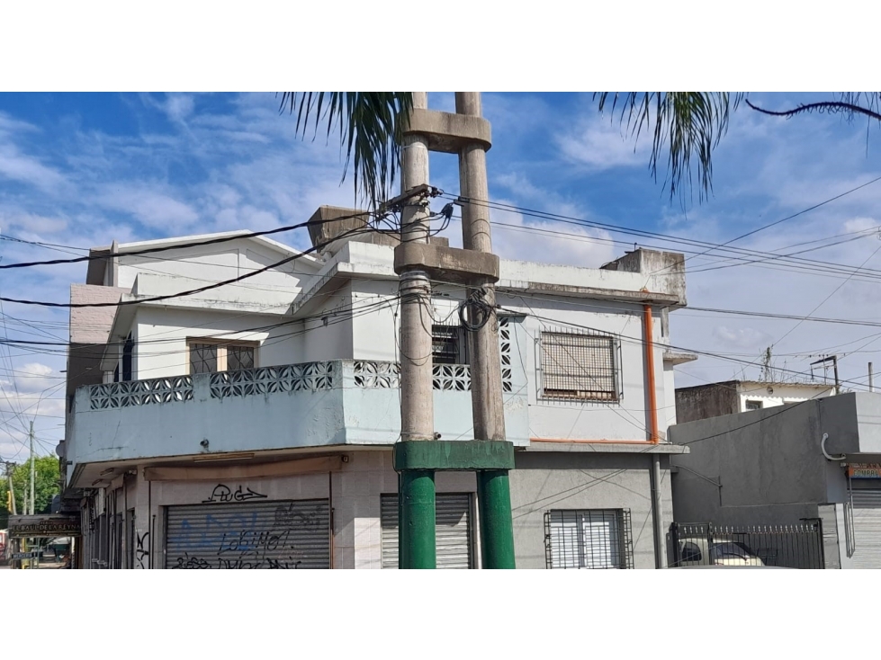 AMPLIO DEPARTAMENTO EN PLANTA ALTA EN VENTA. Ituzaingó Norte — foto 2