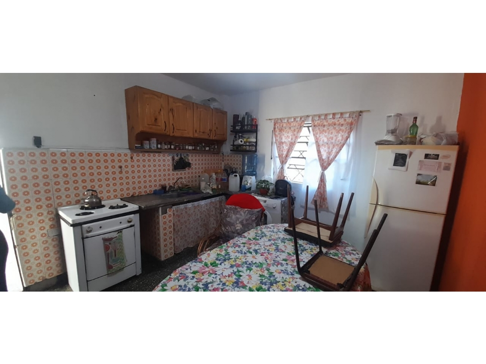 CASA AMERICANA EN VENTA. ITUZAINGO NORTE - 6