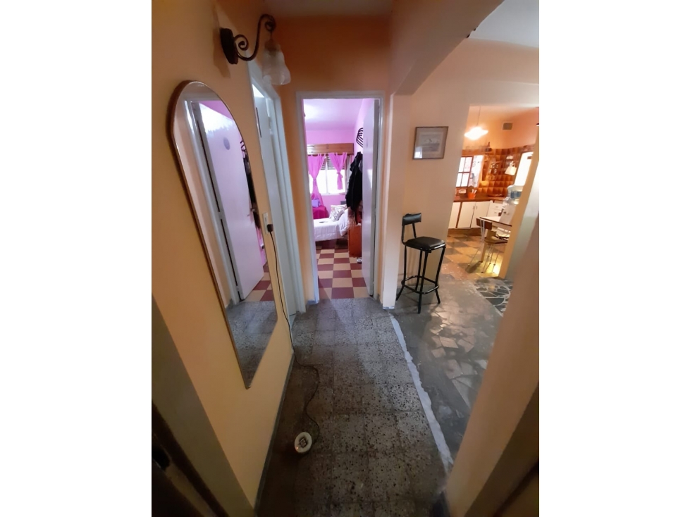CASA AMERICANA Y DEPARTAMENTO EN VENTA. ITUZAINGO NORTE - 3