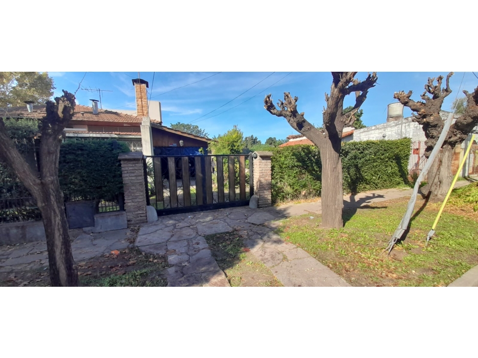 EXCELENTE PROPIEDAD SOBRE DOS TERRENOS EN VENTA. ITUZAINGO NORTE - 2