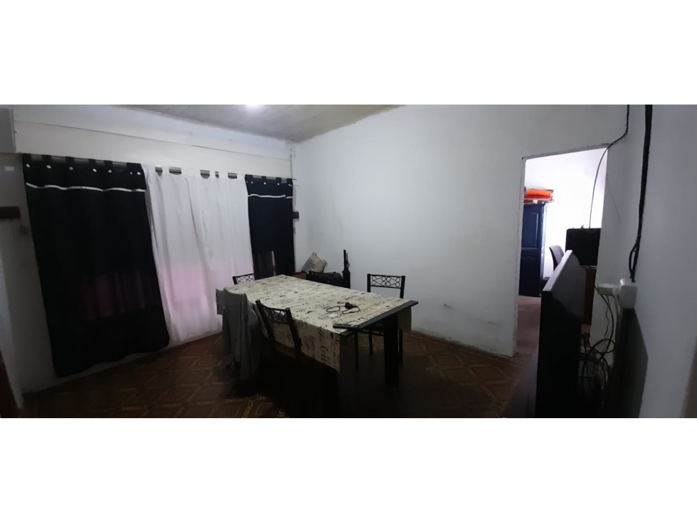 CHALET Y DOS DEPARTAMENTOS EN VENTA. ITUZAINGO NORTE — foto 6