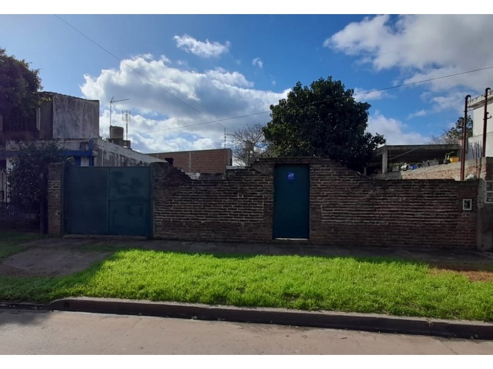 VIVIENDA A TERMINAR EN VENTA. ITUZAINGO NORTE