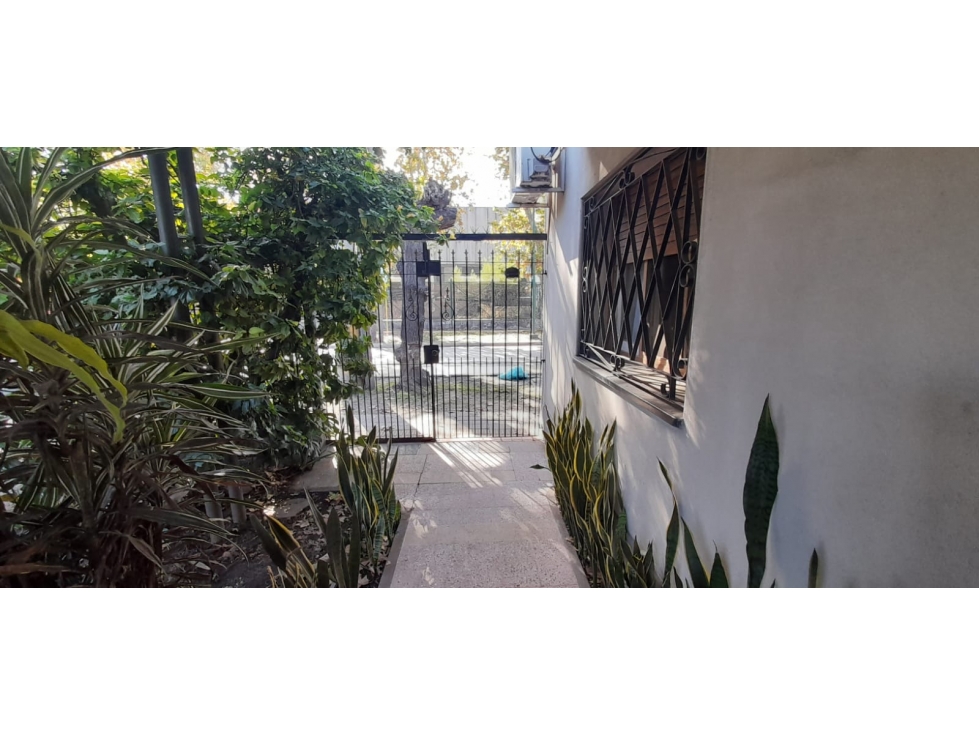 EXCELENTE PROPIEDAD SOBRE DOS TERRENOS EN VENTA. ITUZAINGO NORTE - 3