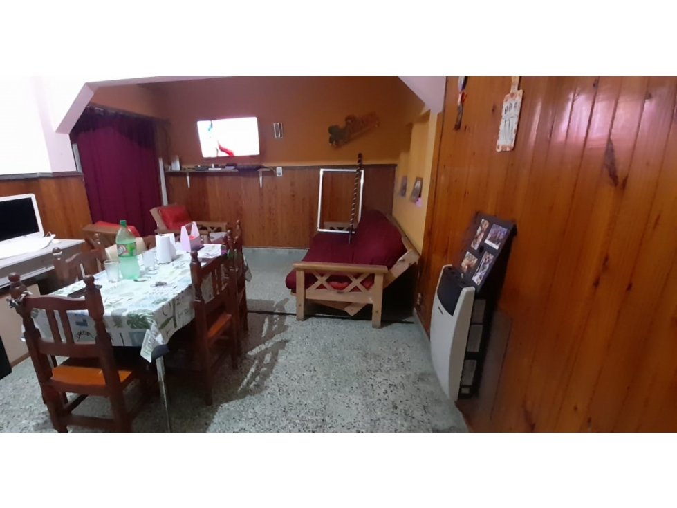 CASA AMERICANA SOBRE AMPLIO TERRENO EN VENTA. ITUZAINGÓ NORTE — foto 3