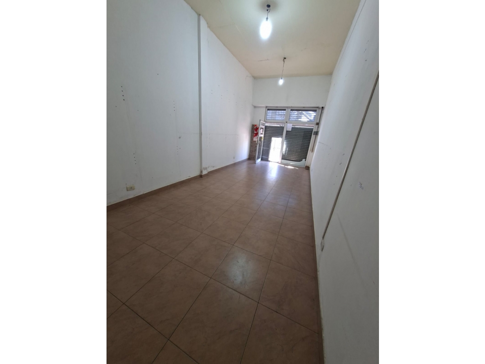 LOCAL EN ALQUILER ITUZAINGO NORTE. Zona comercial - 4