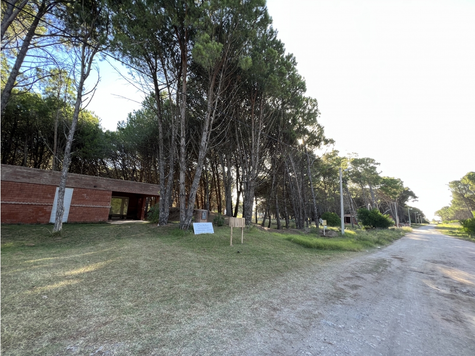 CLAROMECO - ZONA GOLF / LOTAZO 20 X 40 mts - 1