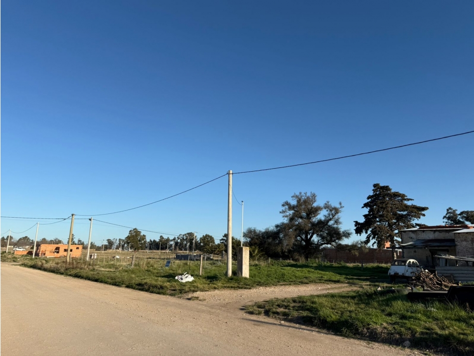 LOTE de TERRENO -Barrio Altos de Cabañas - 2