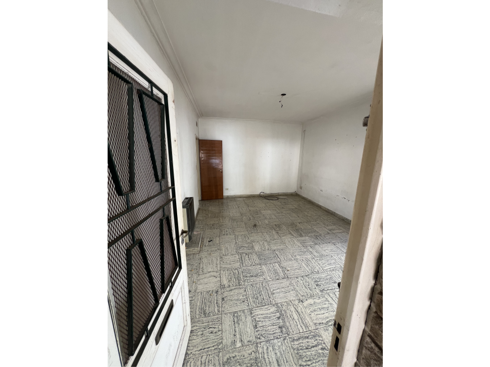Regia casa a 2 cuadras de la Municipalidad!!!! - 3