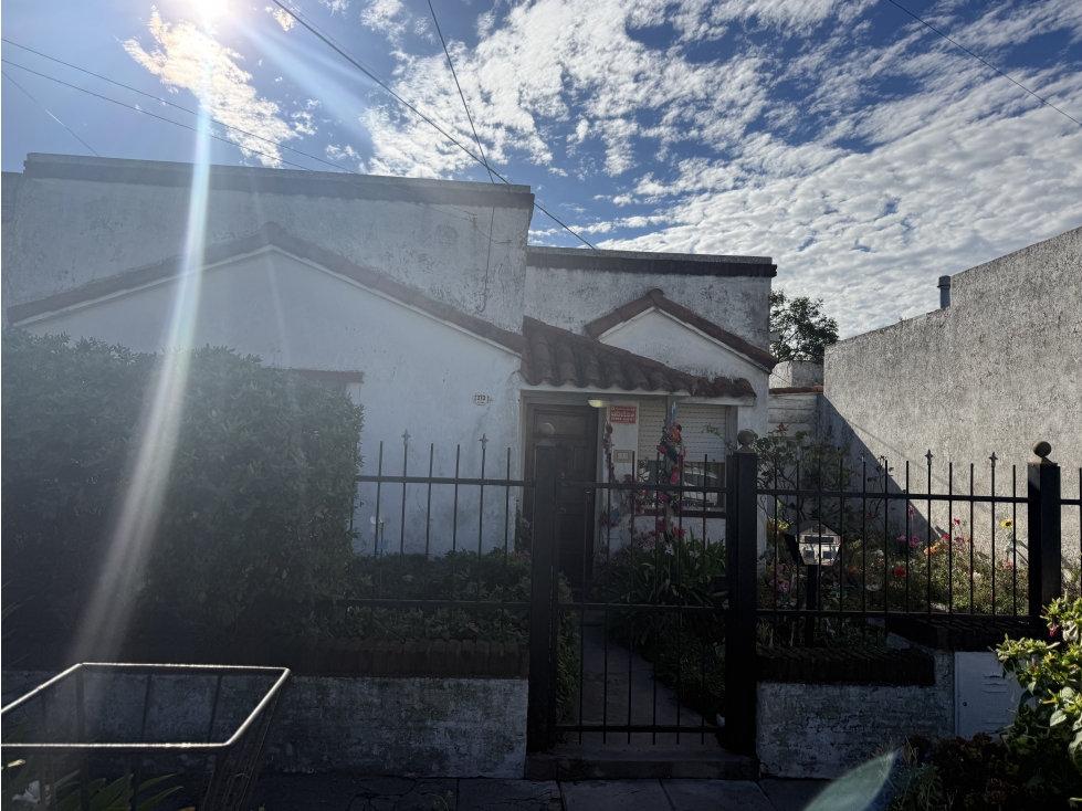 Casa tipo en lote de 10 x 45 mts... — foto 2