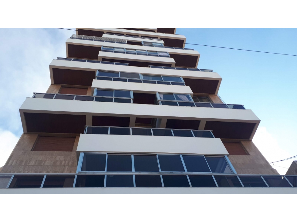 Necochea - Depto.en semipiso Edif. Prince