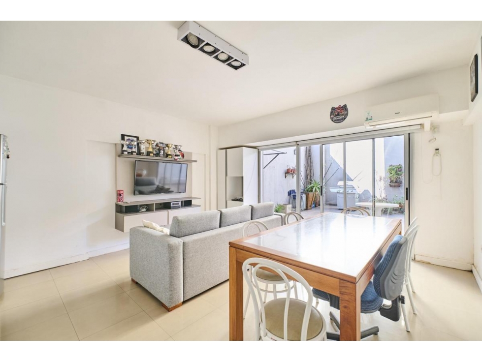 DUPLEX CON PATIO EN RECOLETA - 6