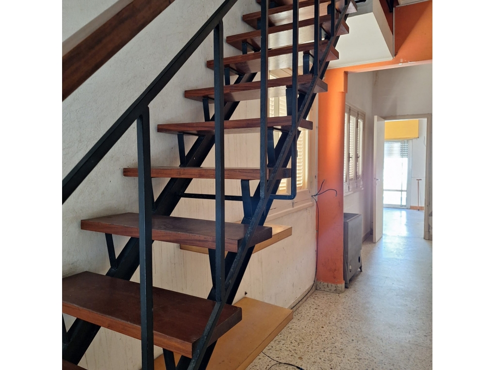 Barrrio Torre Tanque - Casa en Quintana al 400 - Lote 10 x 40 mts — foto 5