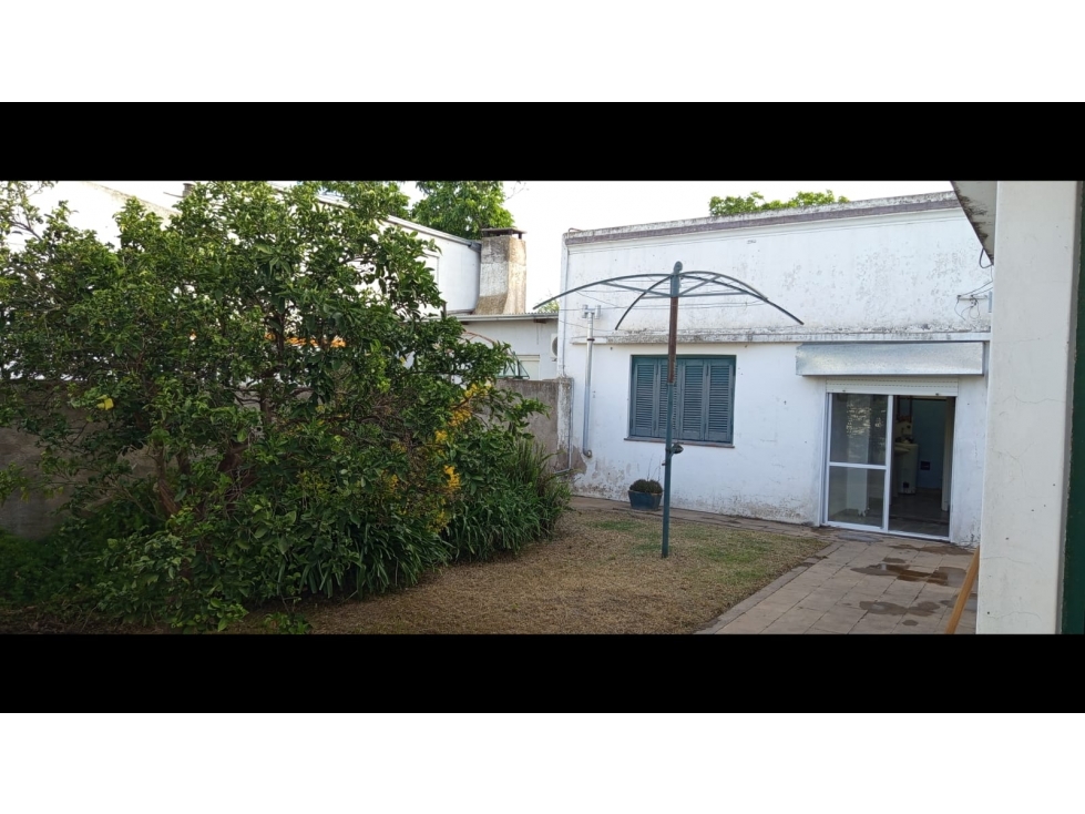 Barrrio Torre Tanque - Casa en Quintana al 400 - Lote 10 x 40 mts — foto 6
